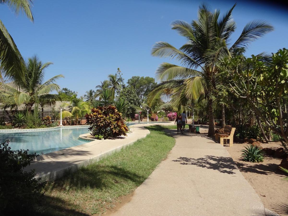Villa met privé zwembad in Résidence Safari Village Saly Exterior foto