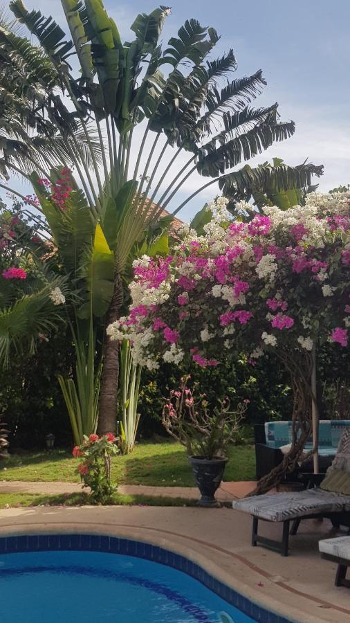 Villa met privé zwembad in Résidence Safari Village Saly Exterior foto